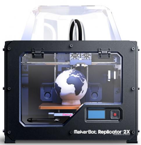 3Dプリンタ　MakerBot  Replicator 2X