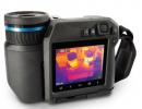 赤外線サーモグラフィカメラ　FLIR T560